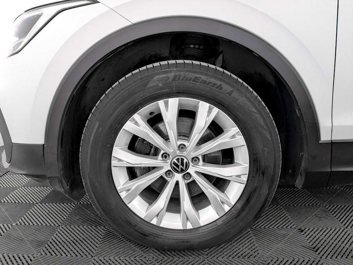 Volkswagen Tiguan 2021 года с пробегом. Фото: #17