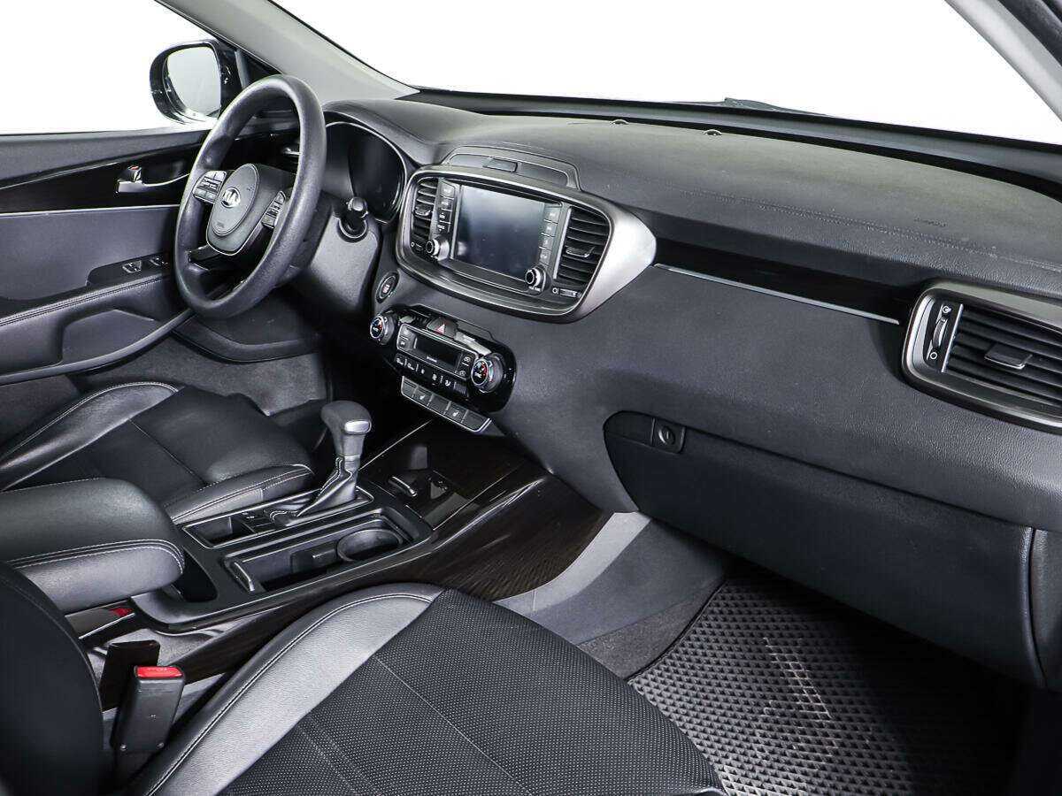 Kia Sorento 2018 года с пробегом. Фото: #8