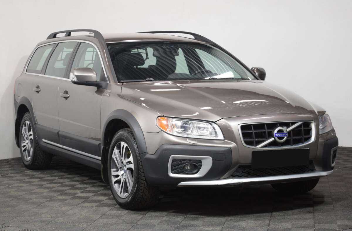 Volvo XC70 2012 года с пробегом. Фото: #2