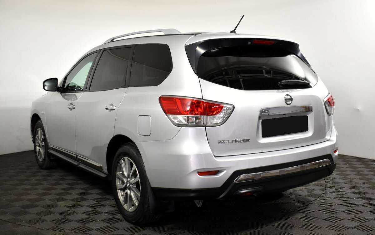 Nissan Pathfinder 2015 года с пробегом. Фото: #5
