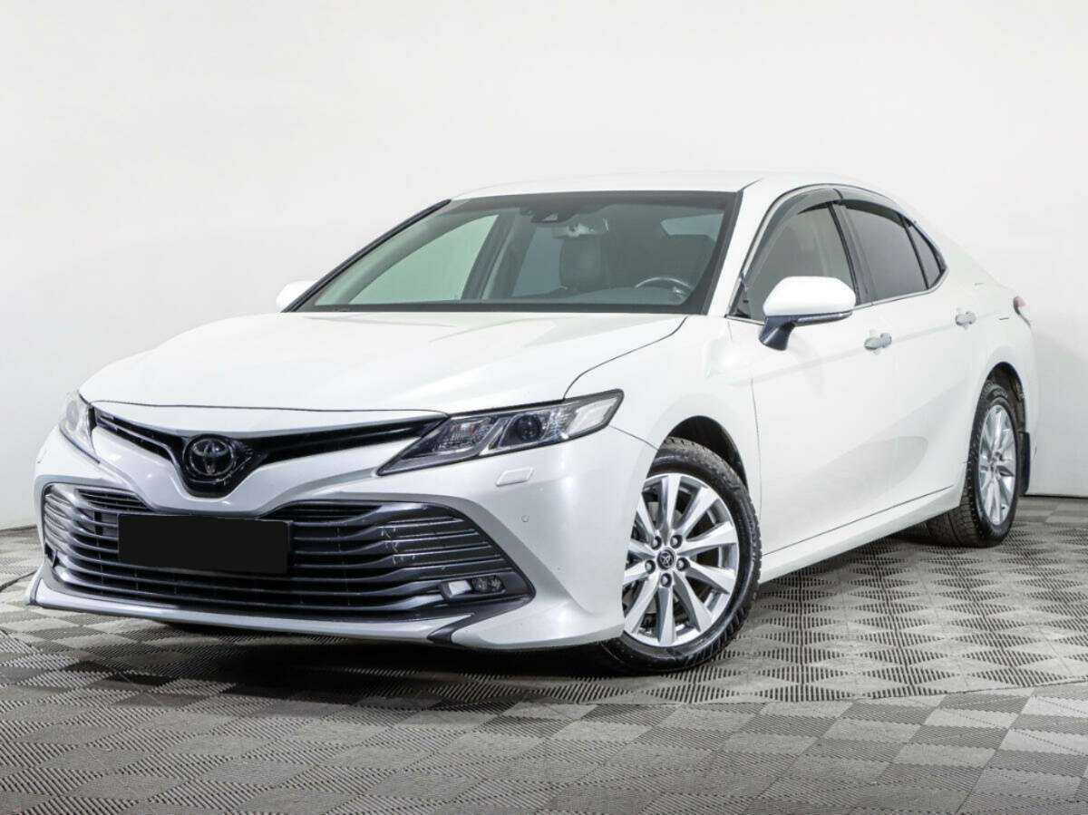 Toyota Camry 2018 года с пробегом. Фото: #0