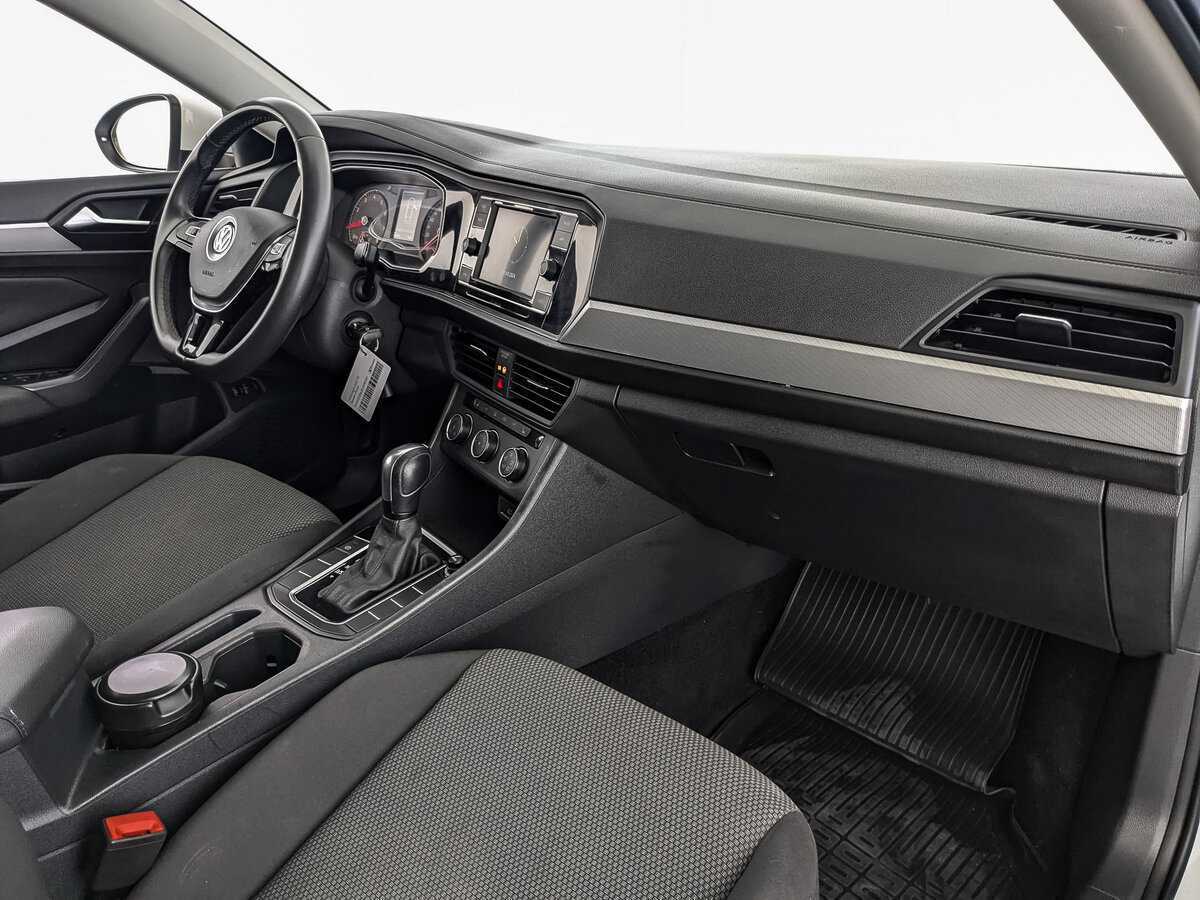 Volkswagen Jetta 2020 года с пробегом. Фото: #8