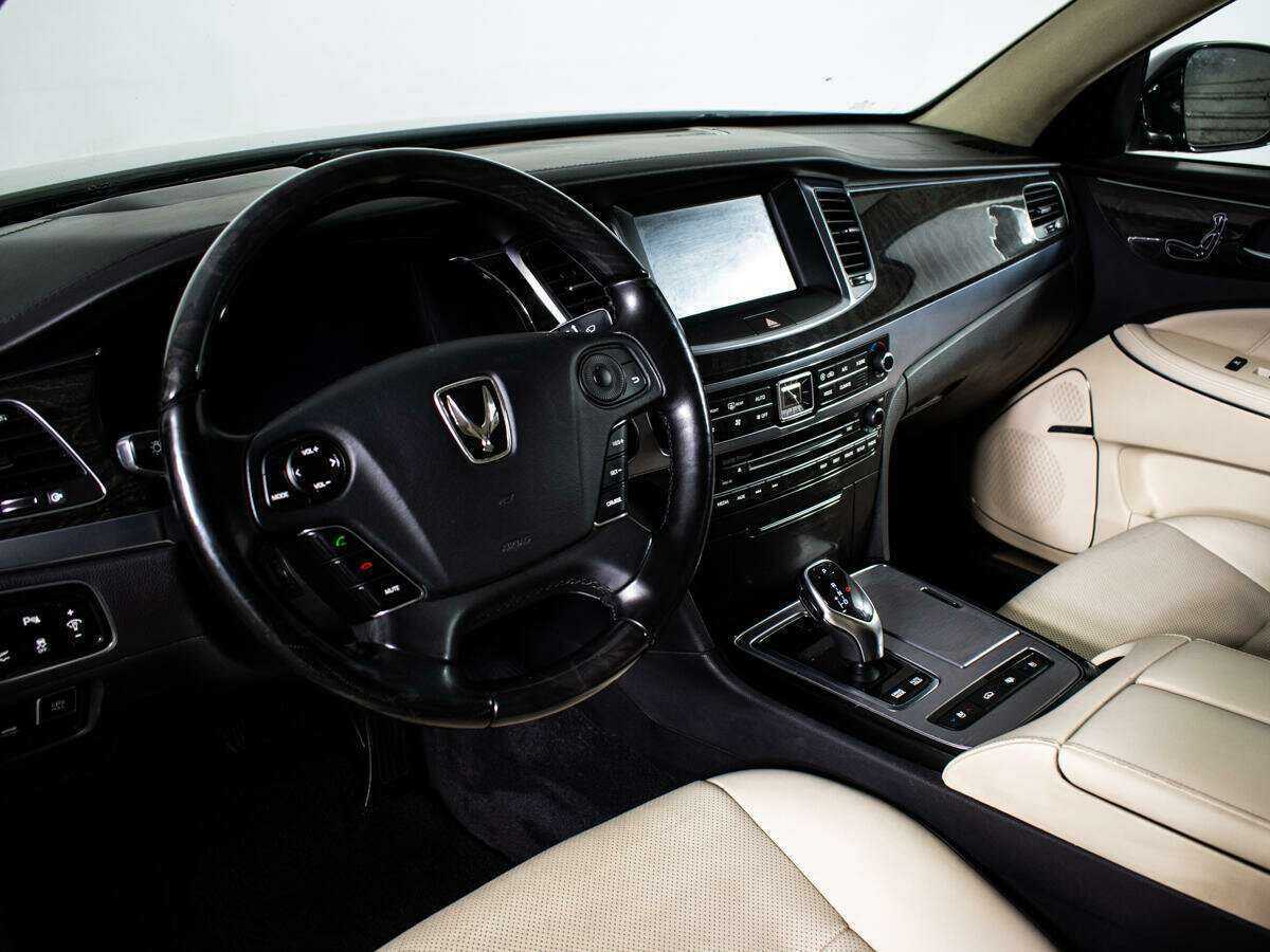 Hyundai Equus 2013 года с пробегом. Фото: #11