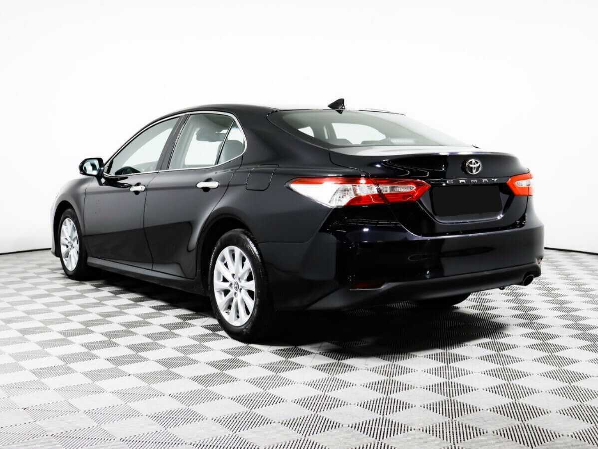 Toyota Camry 2020 года с пробегом. Фото: #5