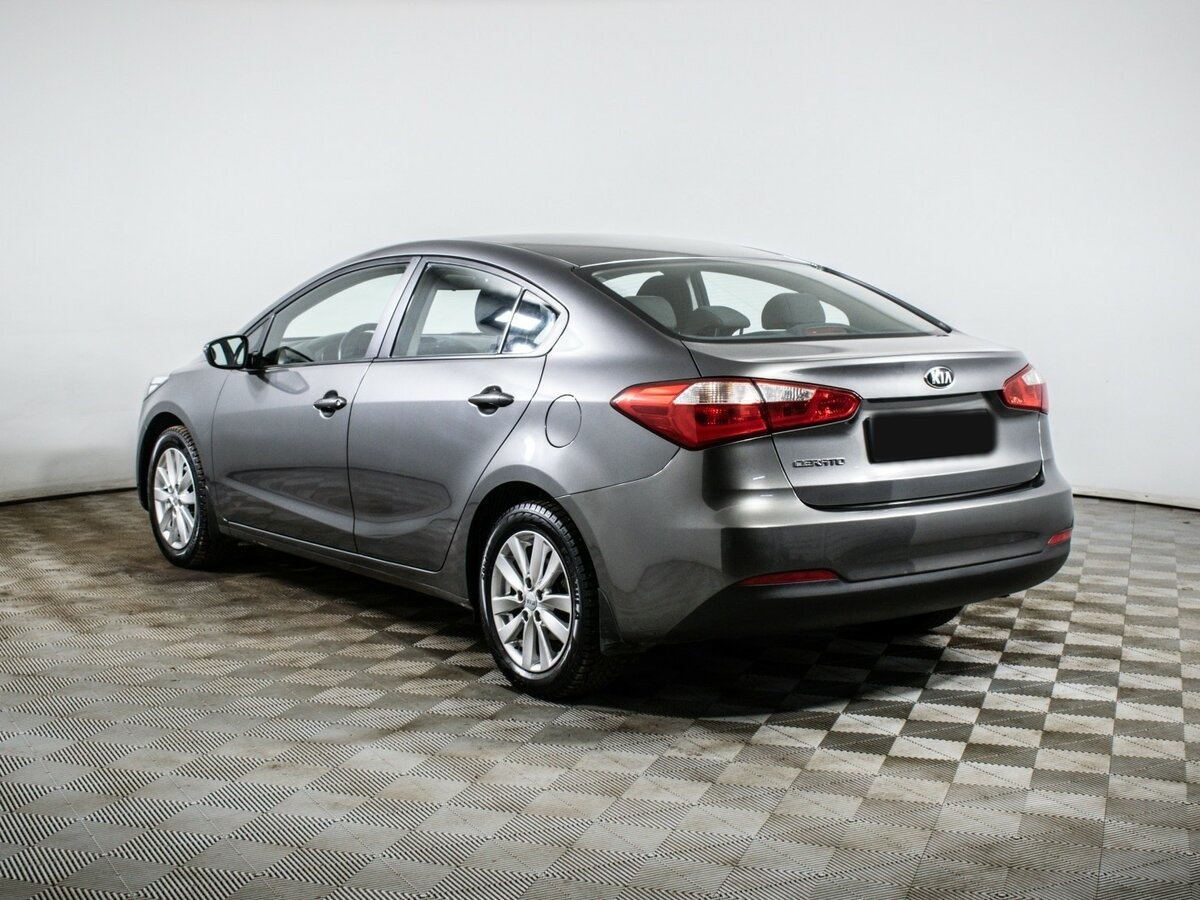 Kia Cerato 2015 года с пробегом. Фото: #5