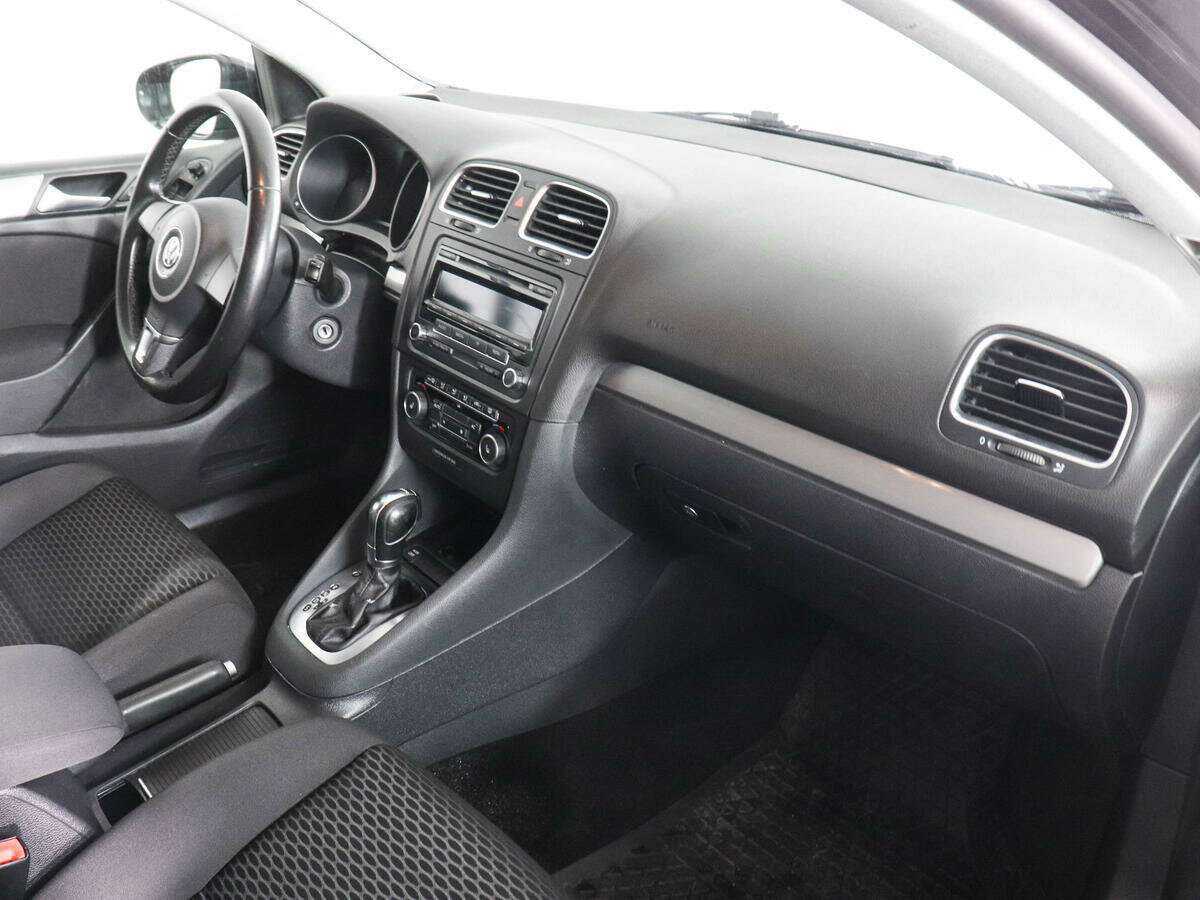 Volkswagen Golf 2012 года с пробегом. Фото: #5