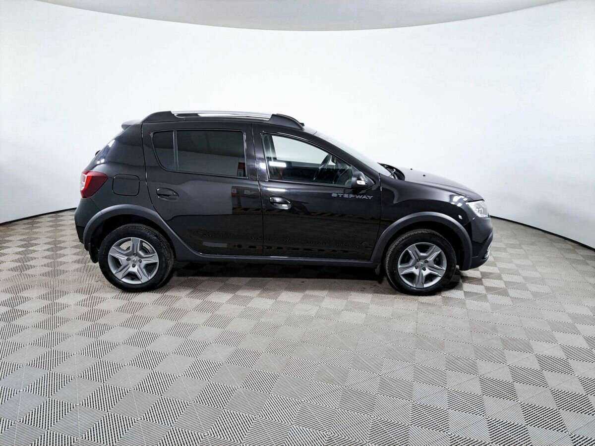 Renault Sandero 2021 года с пробегом. Фото: #3