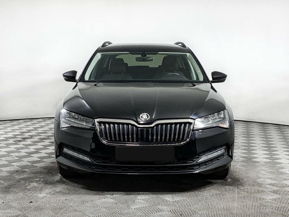 Skoda Superb 2020 года с пробегом. Фото: #1