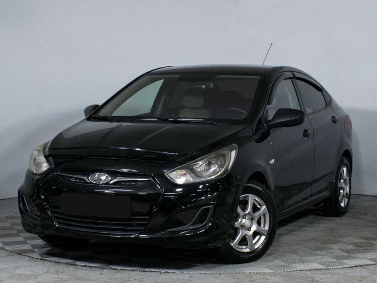 Hyundai Solaris 2014 года с пробегом. Посмотреть фото
