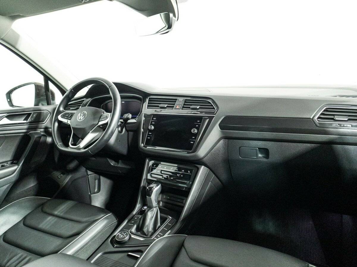 Volkswagen Tiguan 2021 года с пробегом. Фото: #8