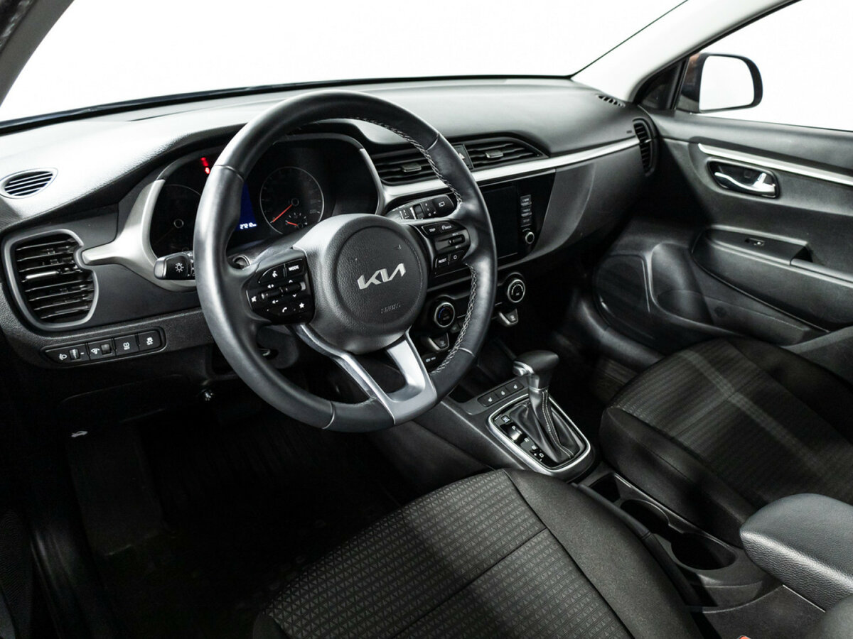 Kia Rio 2021 года с пробегом. Фото: #10