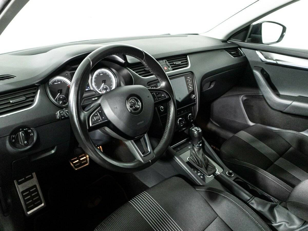 Skoda Octavia 2018 года с пробегом. Фото: #10