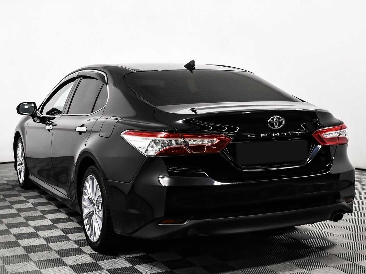 Toyota Camry 2019 года с пробегом. Фото: #6