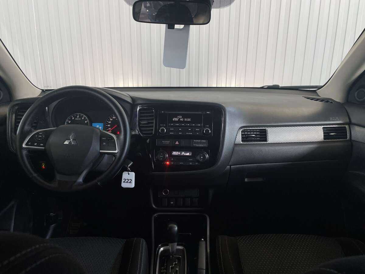 Mitsubishi Outlander 2018 года с пробегом. Фото: #8