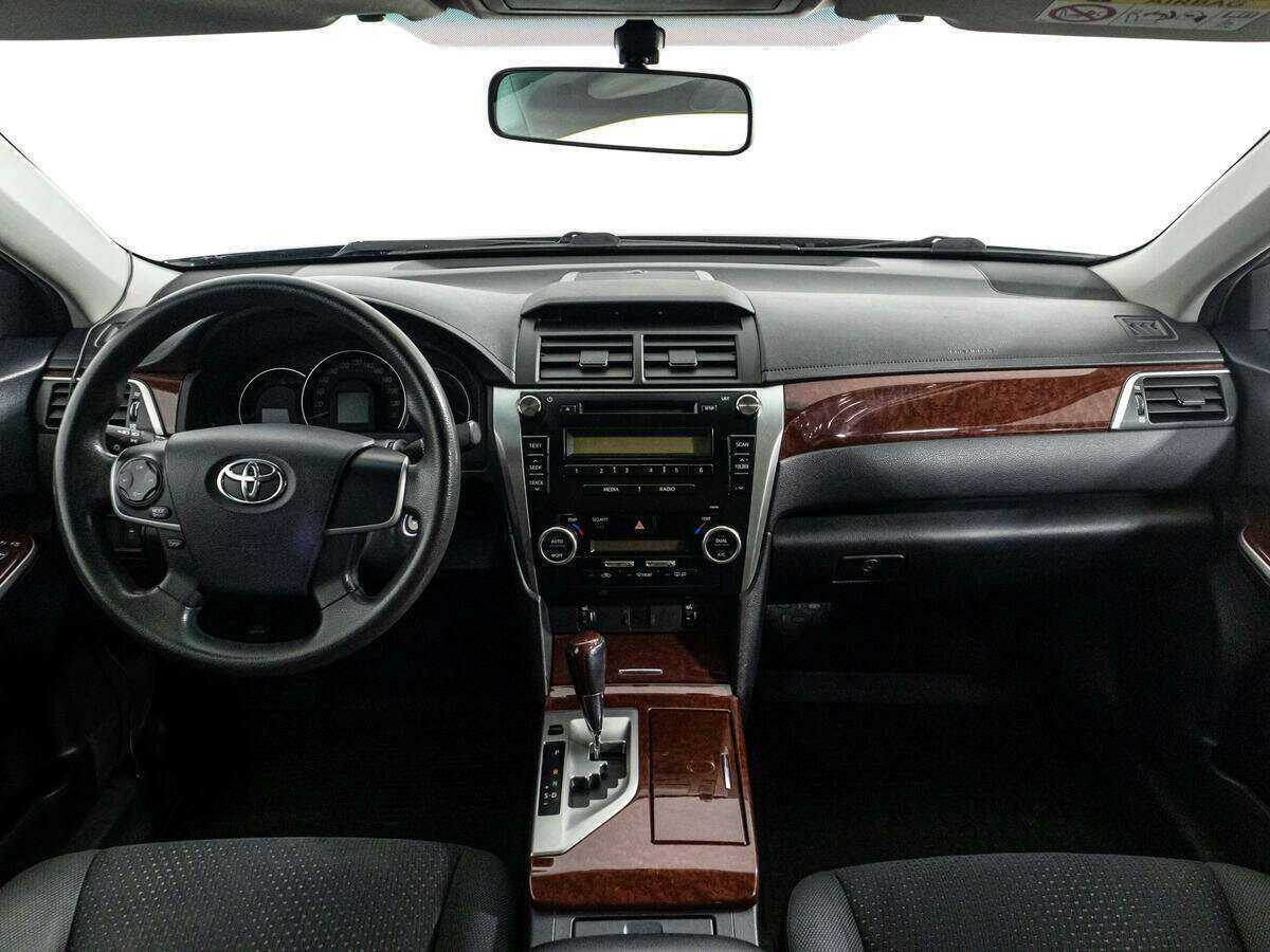 Toyota Camry 2012 года с пробегом. Фото: #10