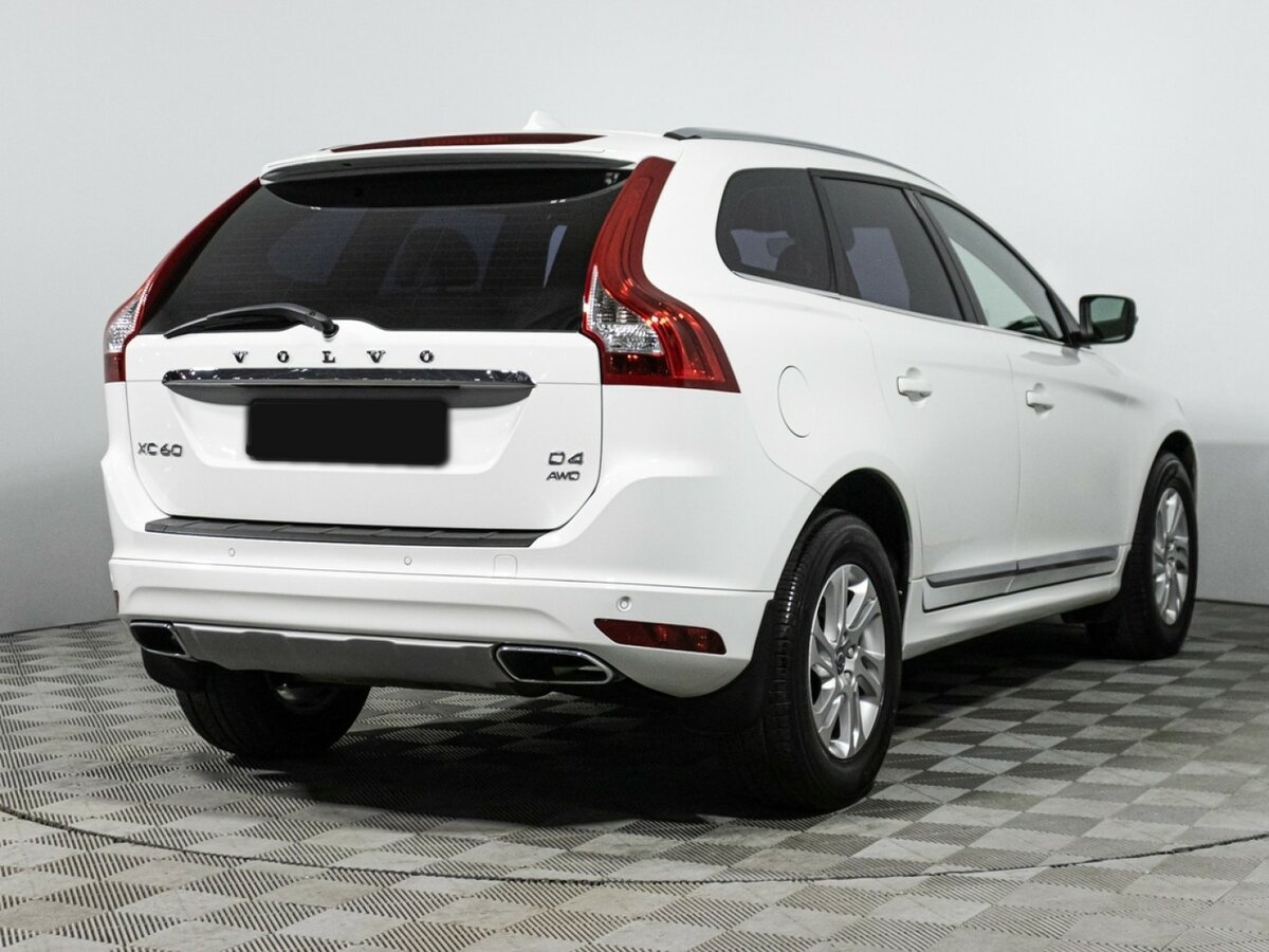 Volvo XC60 2016 года с пробегом. Фото: #4