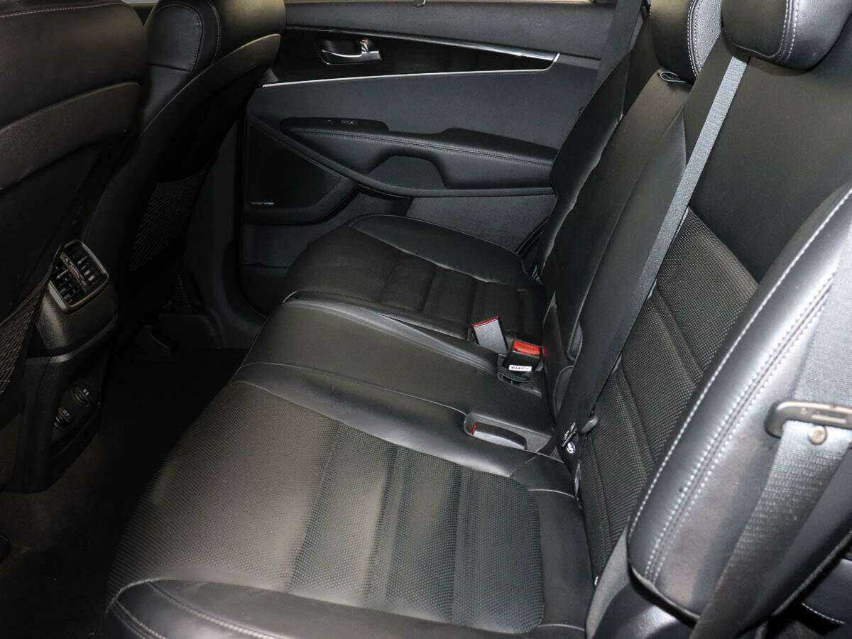 Kia Sorento 2018 года с пробегом. Фото: #8