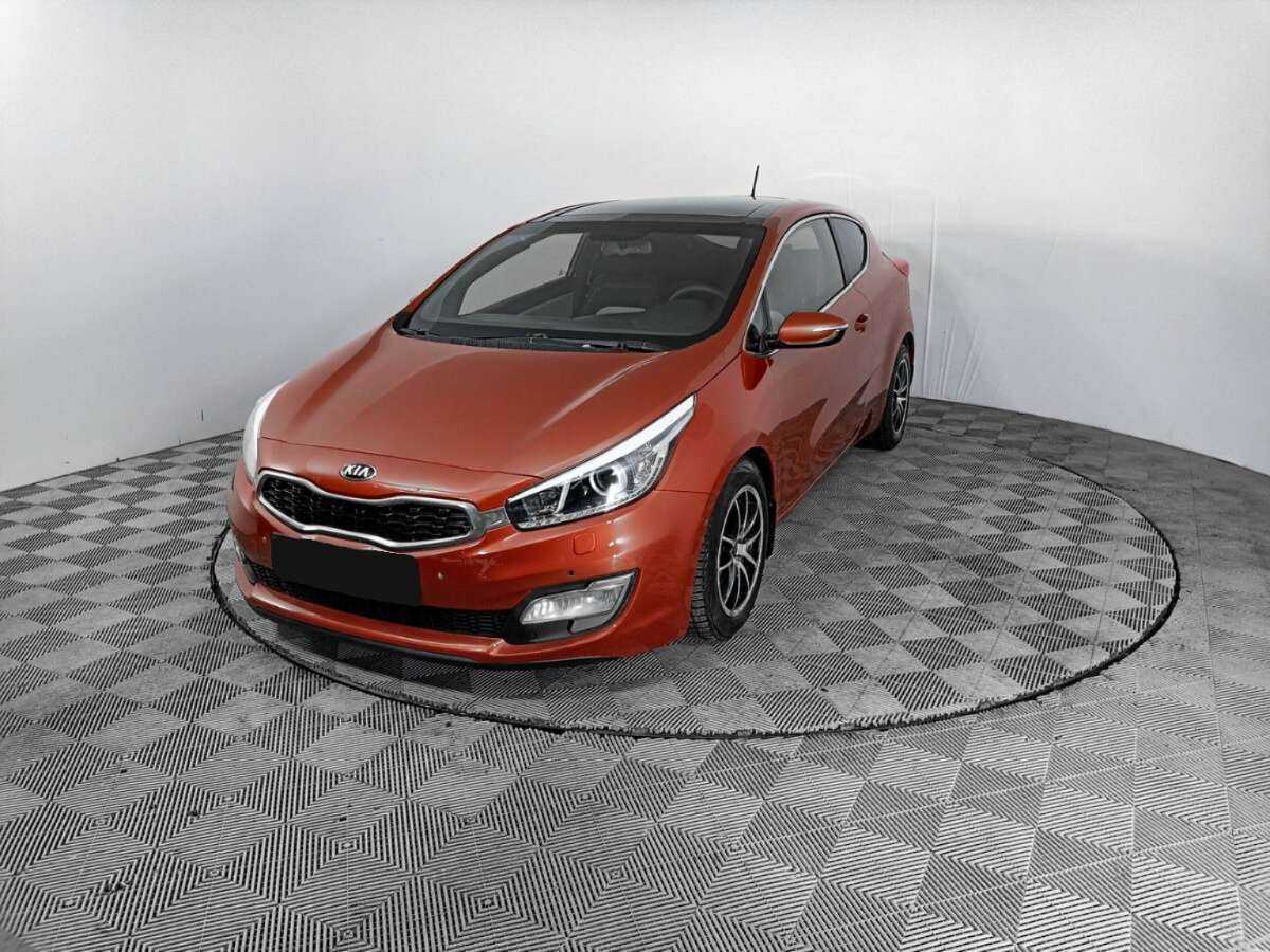 Kia Ceed 2013 года с пробегом. Фото: #0