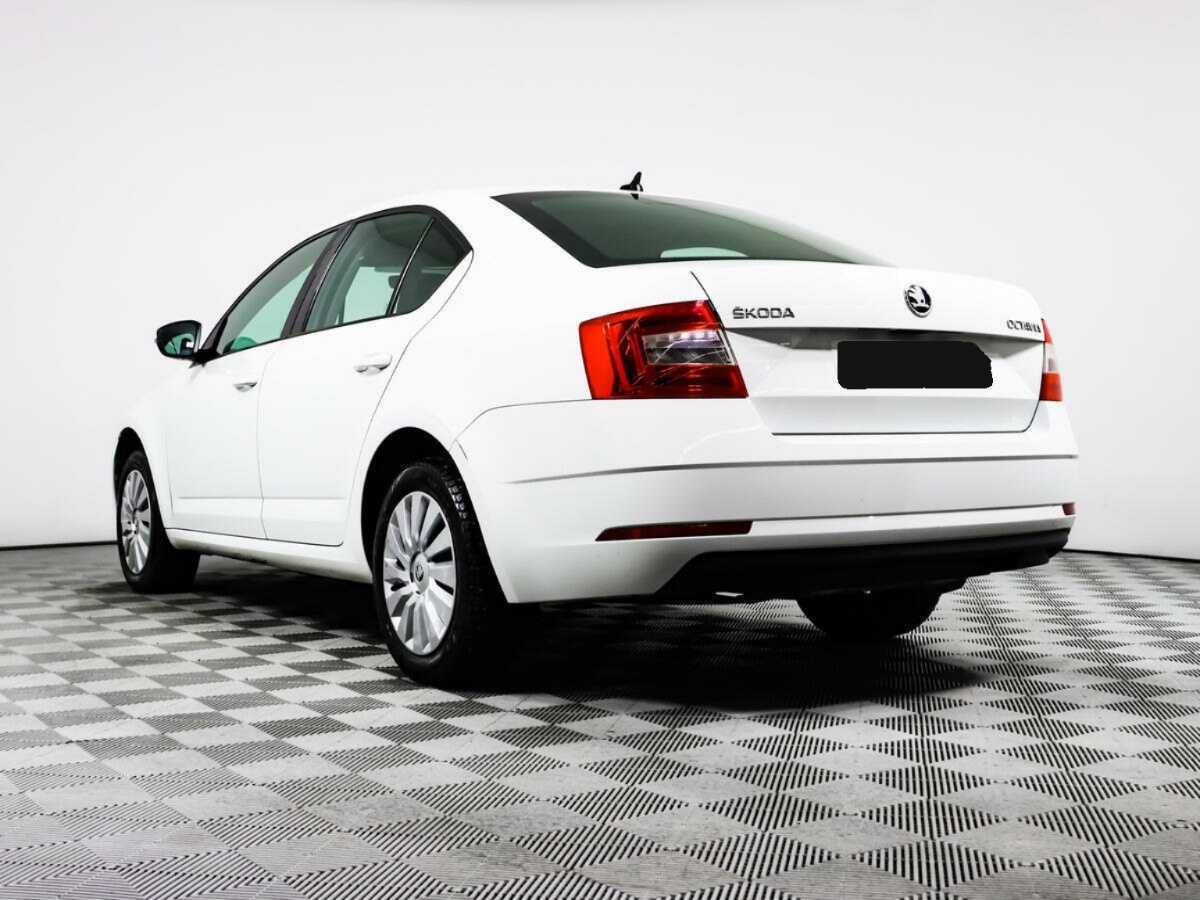 Skoda Octavia 2018 года с пробегом. Фото: #5