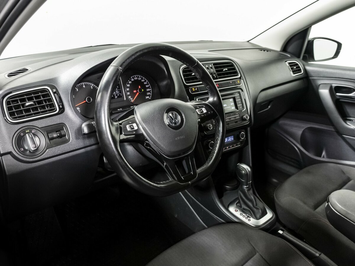 Volkswagen Polo 2018 года с пробегом. Фото: #9