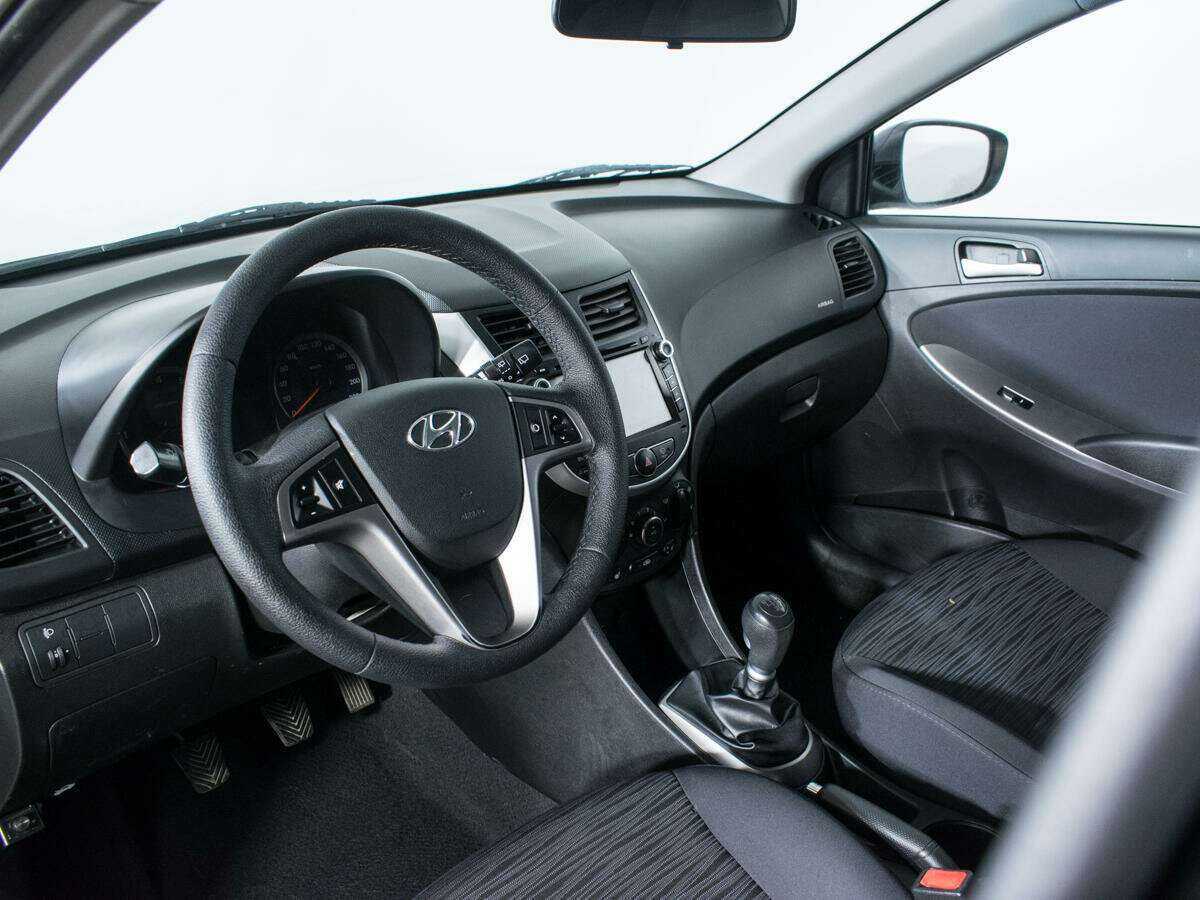 Hyundai Solaris 2014 года с пробегом. Фото: #12