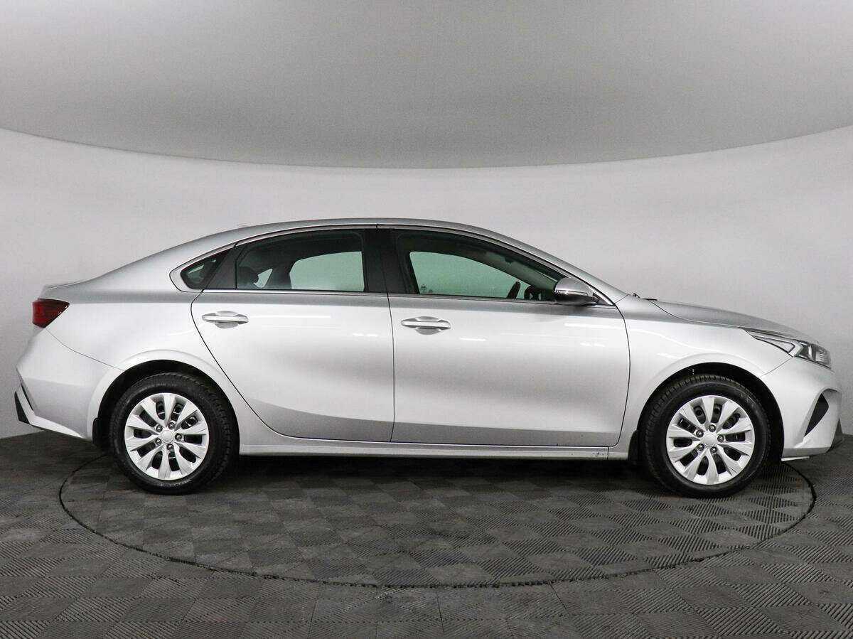 Kia Cerato 2021 года с пробегом. Фото: #3