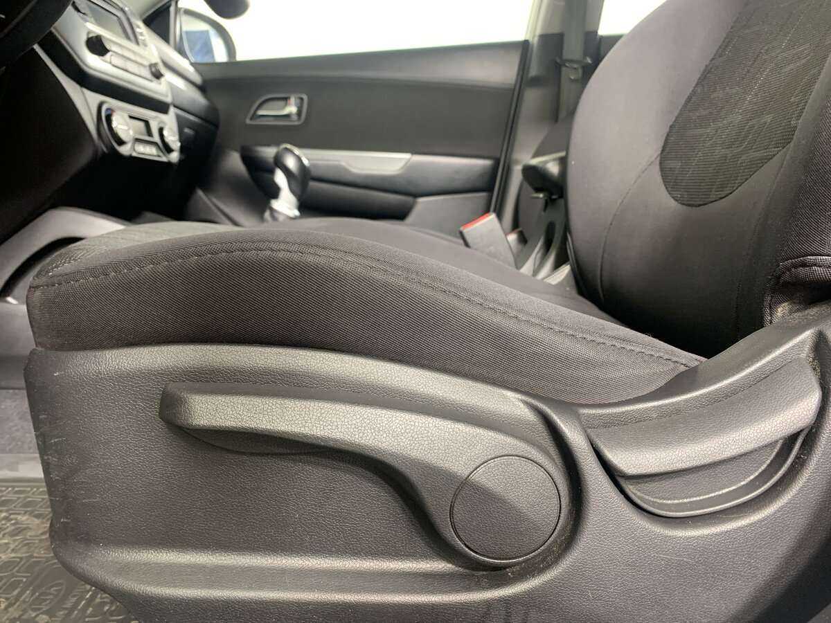 Kia Rio 2012 года с пробегом. Фото: #12