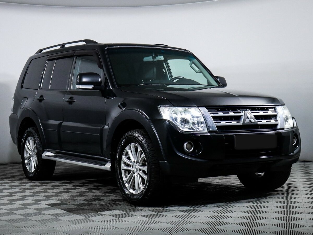 Mitsubishi Pajero 2012 года с пробегом. Фото: #2