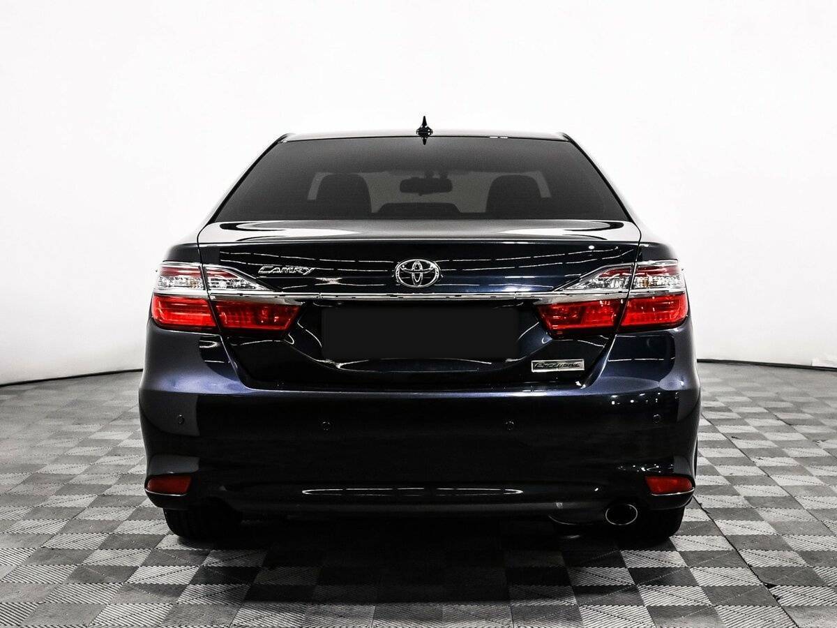 Toyota Camry 2017 года с пробегом. Фото: #4