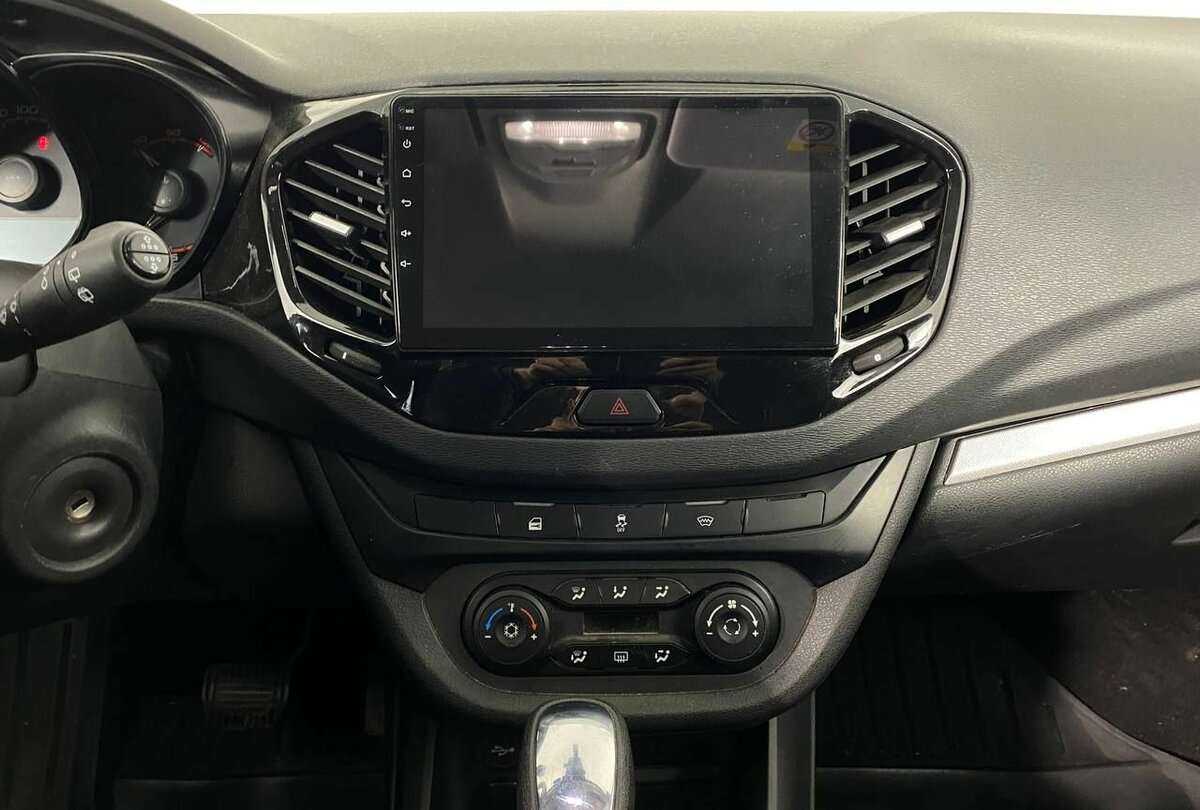 Lada (ВАЗ) Vesta 2021 года с пробегом. Фото: #11