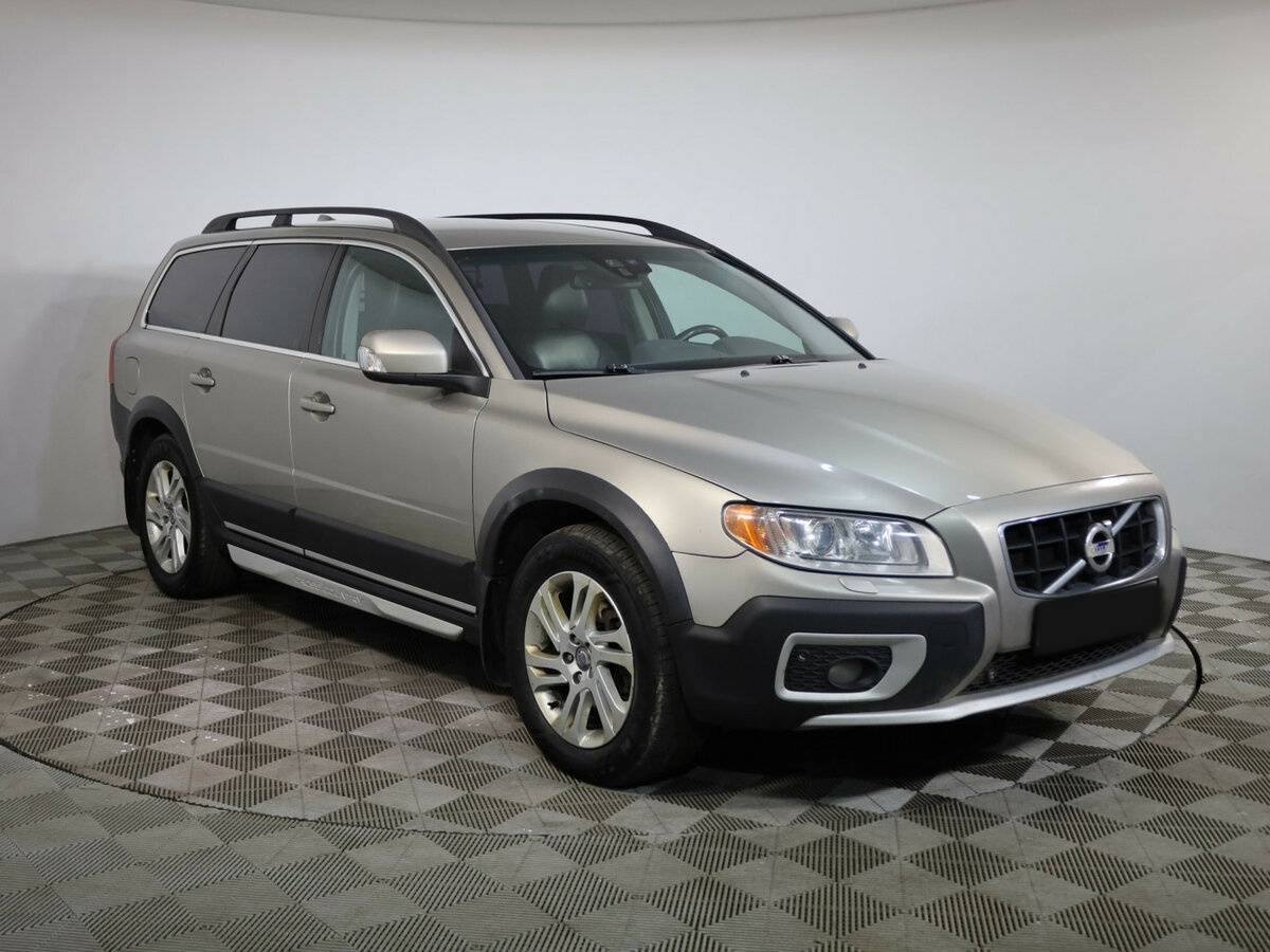 Volvo XC70 2012 года с пробегом. Фото: #2