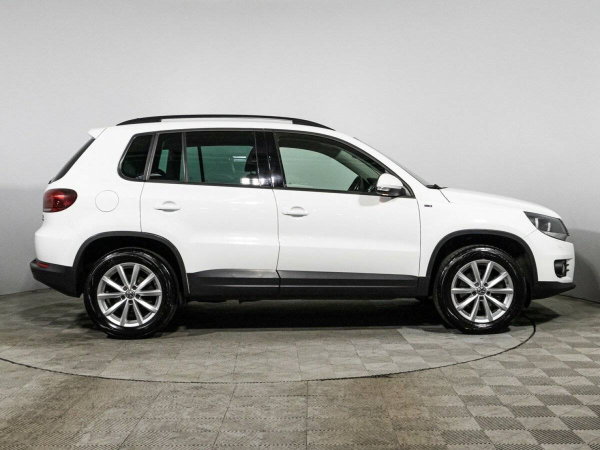 Volkswagen Tiguan 2015 года с пробегом. Фото: #3