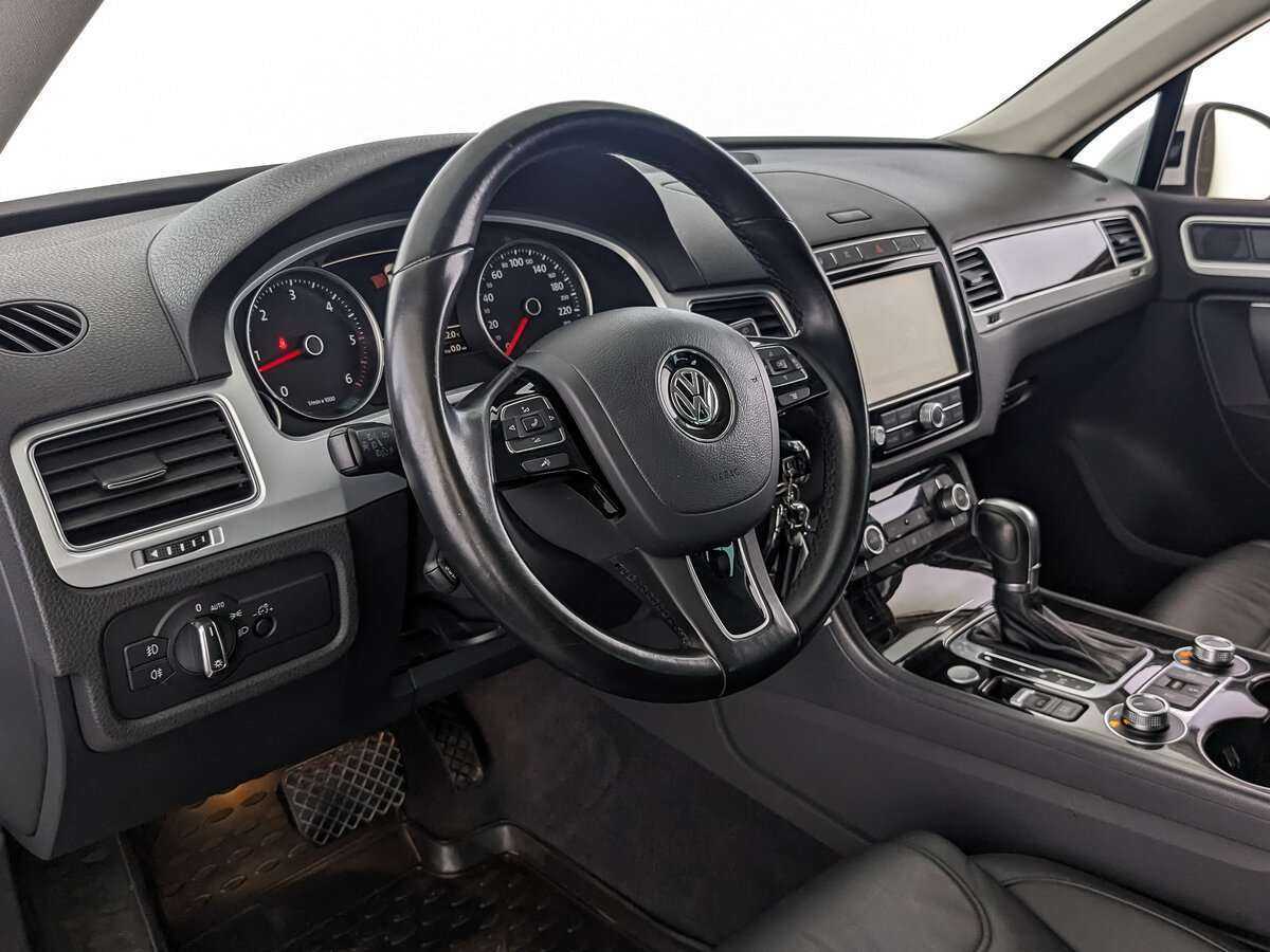 Volkswagen Touareg 2017 года с пробегом. Фото: #14