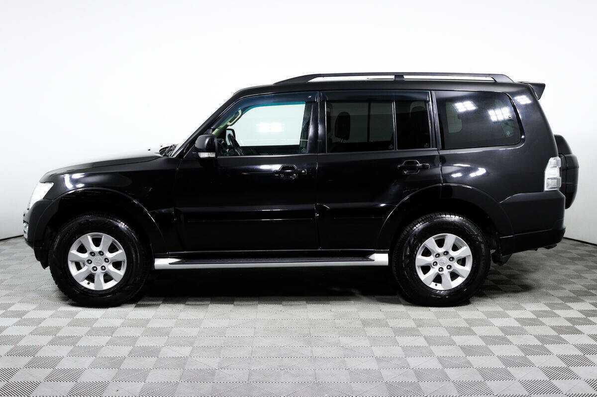 Mitsubishi Pajero 2018 года с пробегом. Фото: #7