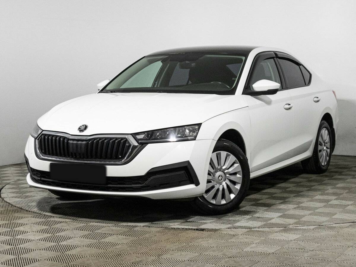 Skoda Octavia 2021 года с пробегом. Посмотреть фото