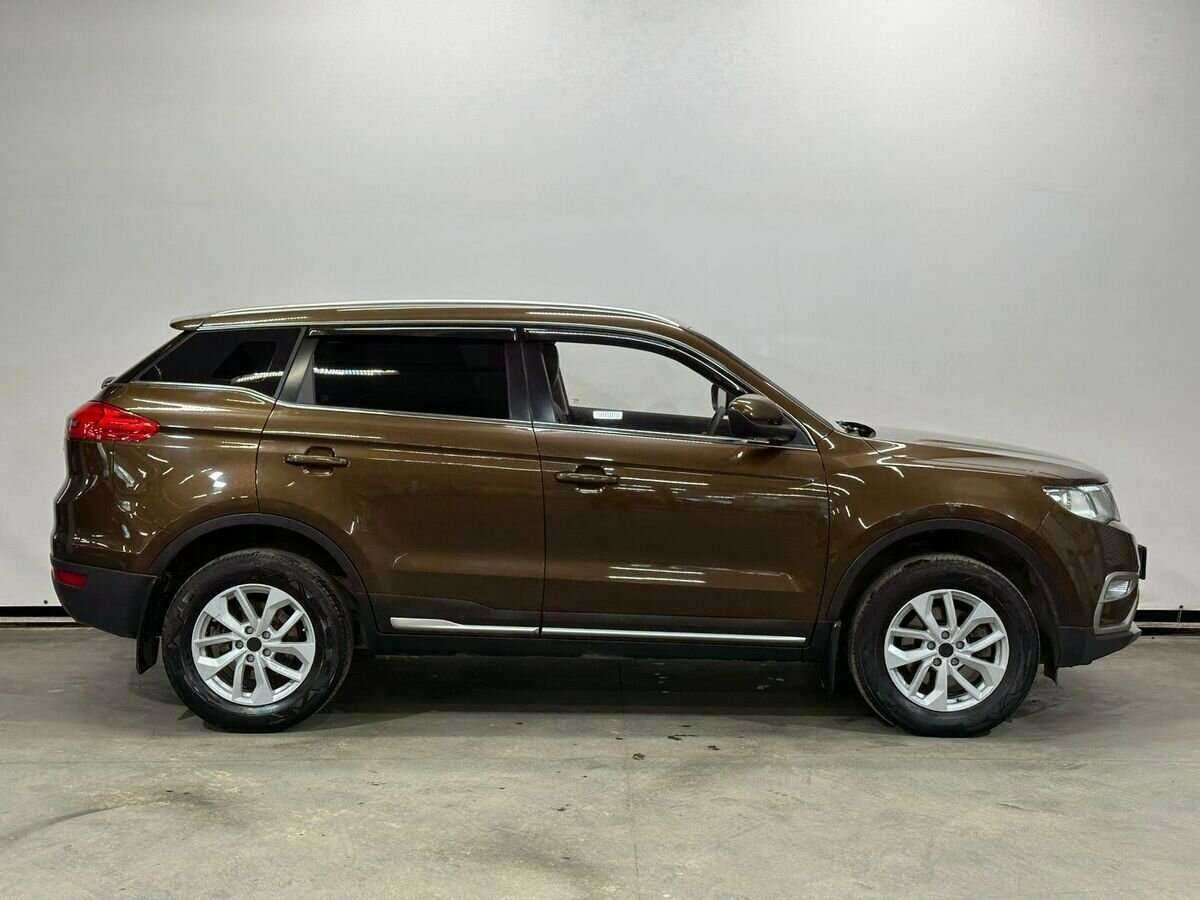 Geely Atlas 2019 года с пробегом. Фото: #3