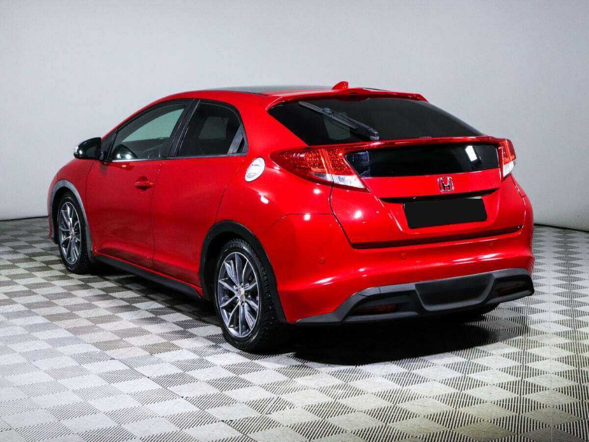 Honda Civic 2012 года с пробегом. Фото: #5