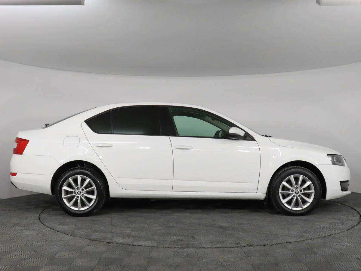 Skoda Octavia 2014 года с пробегом. Фото: #3