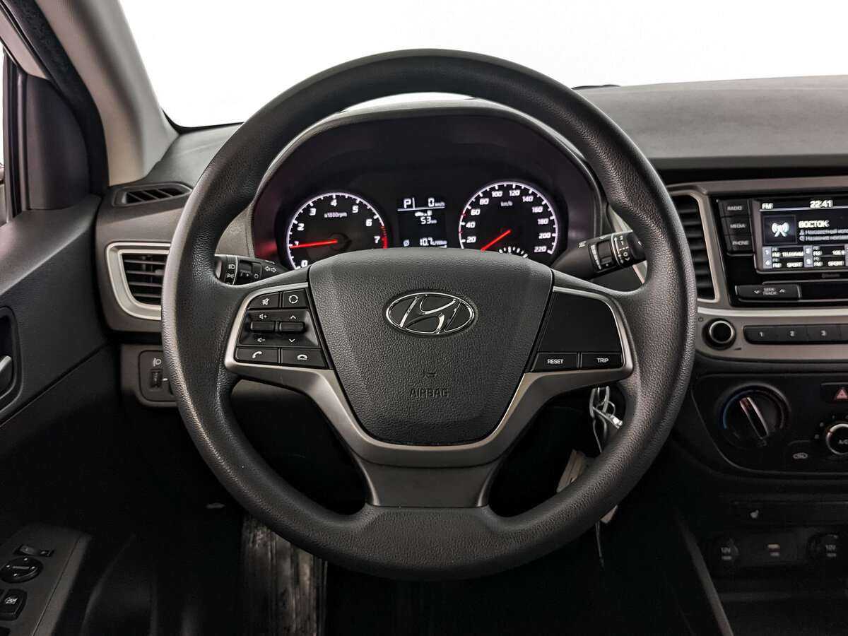 Hyundai Solaris 2021 года с пробегом. Фото: #17