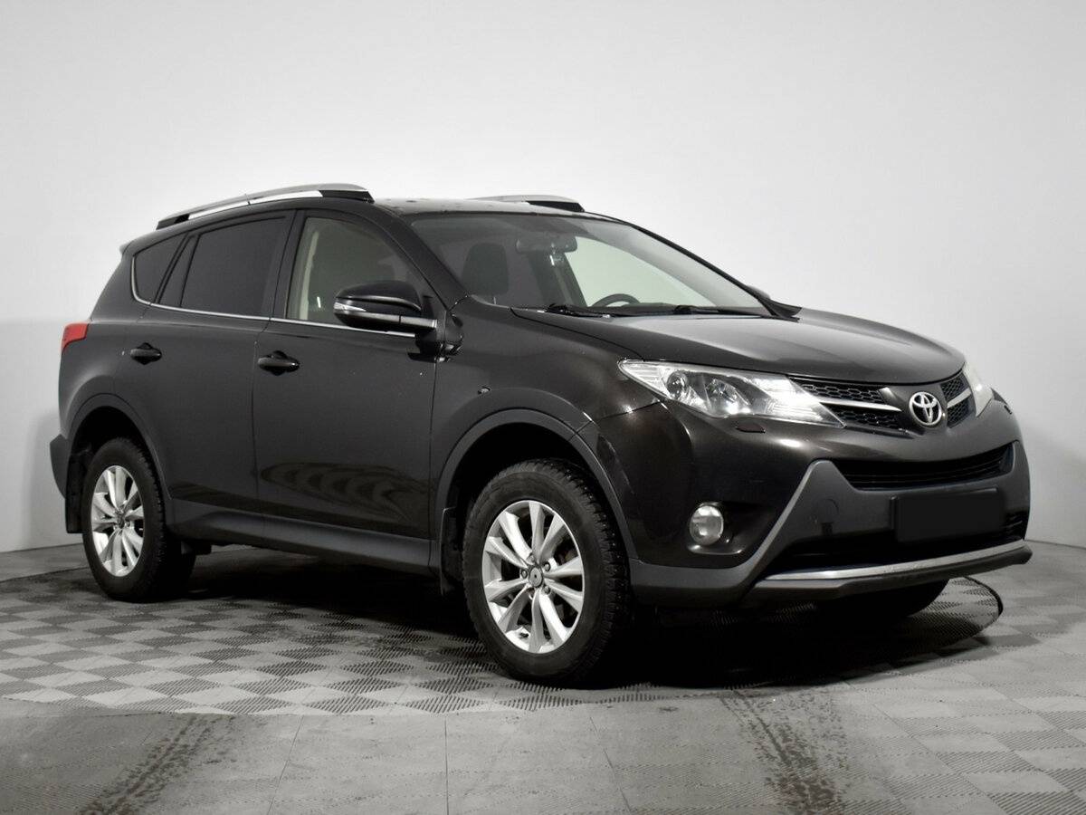 Toyota RAV4 2014 года с пробегом. Фото: #2