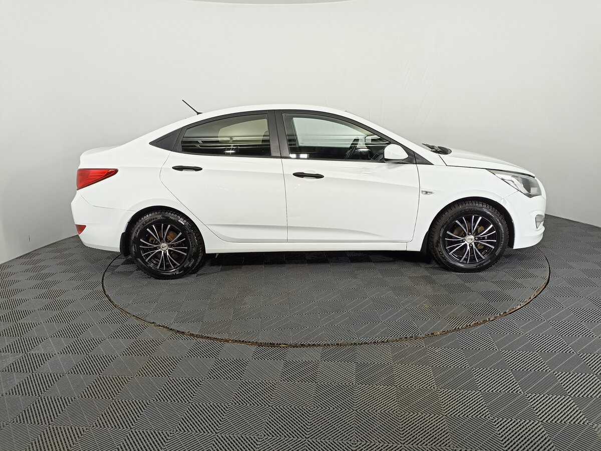 Hyundai Solaris 2015 года с пробегом. Фото: #3