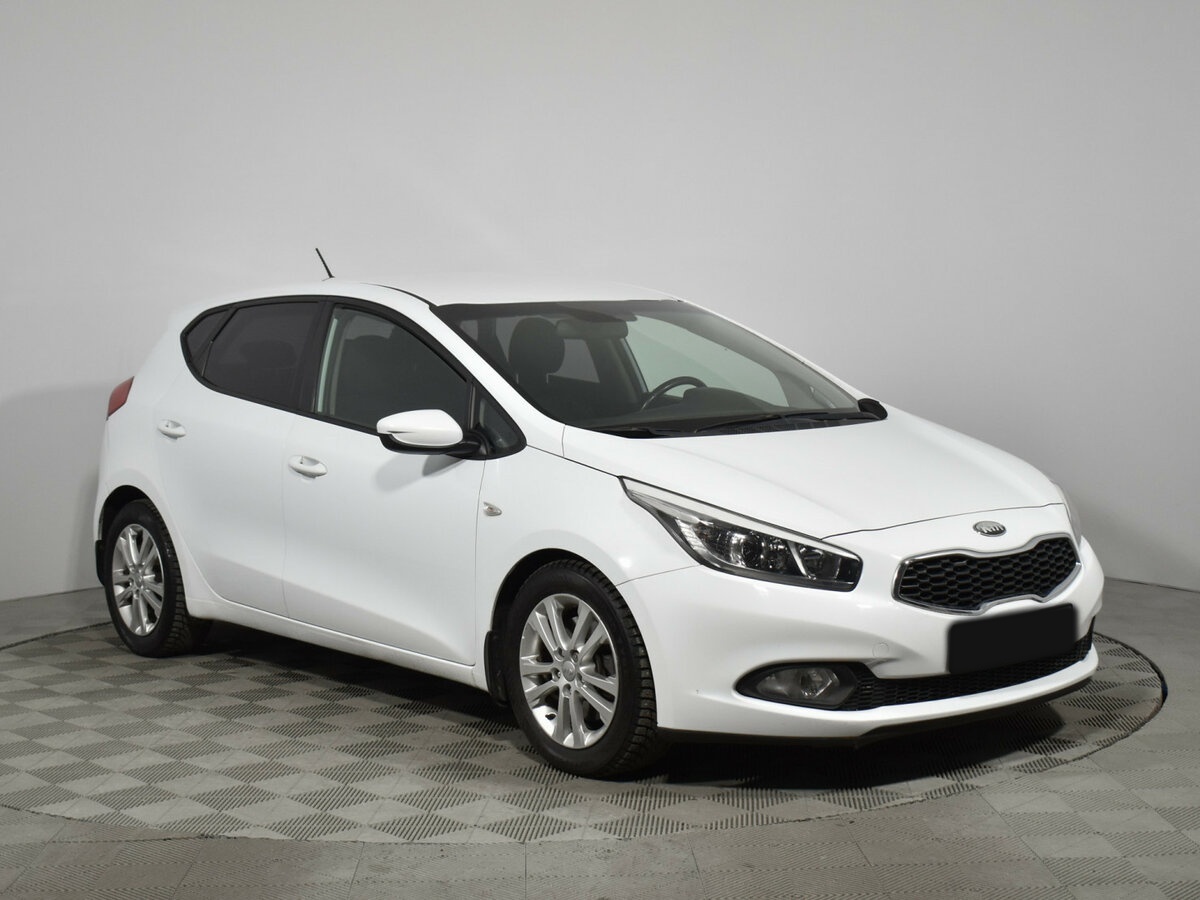 Kia Ceed 2013 года с пробегом. Фото: #2