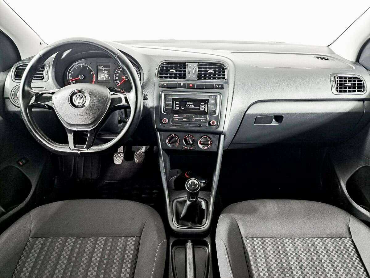 Volkswagen Polo 2015 года с пробегом. Фото: #12