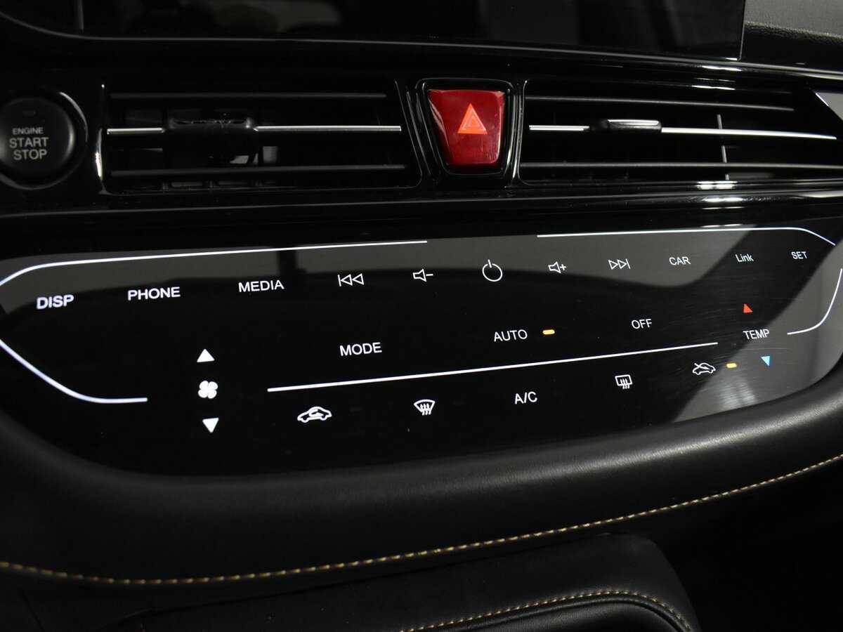 Москвич 3 2023 года с пробегом. Фото: #14