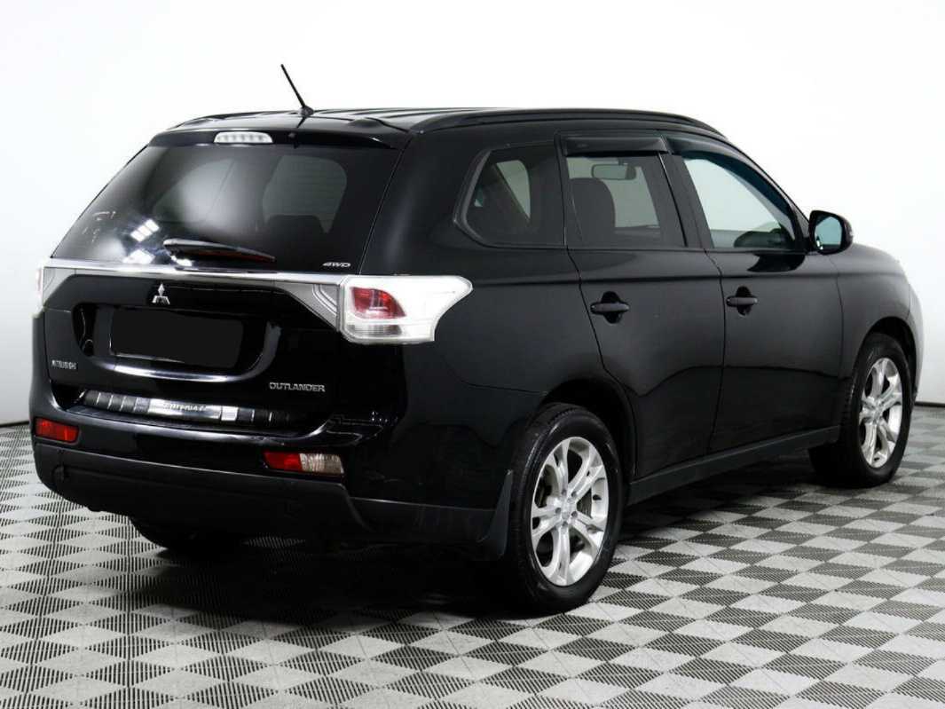 Mitsubishi Outlander 2013 года с пробегом. Фото: #4