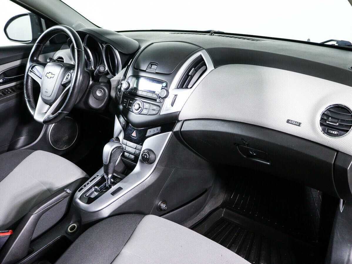 Chevrolet Cruze 2012 года с пробегом. Фото: #8