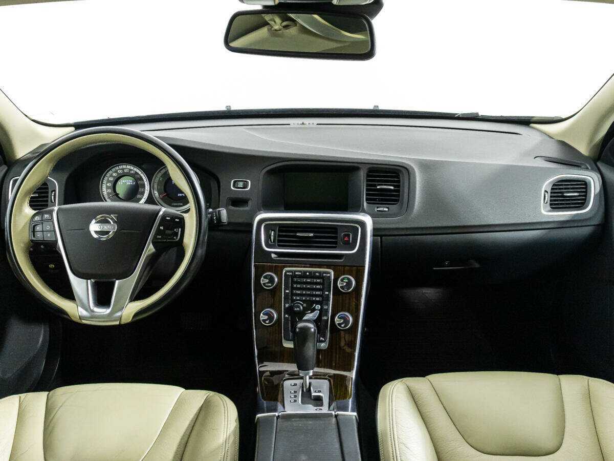 Volvo S60 2012 года с пробегом. Фото: #12