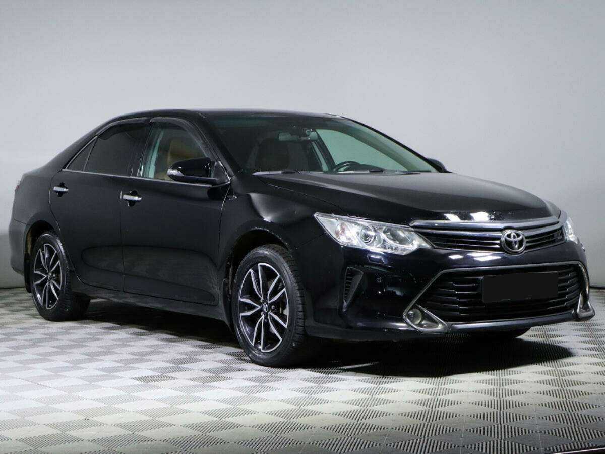 Toyota Camry 2016 года с пробегом. Фото: #2