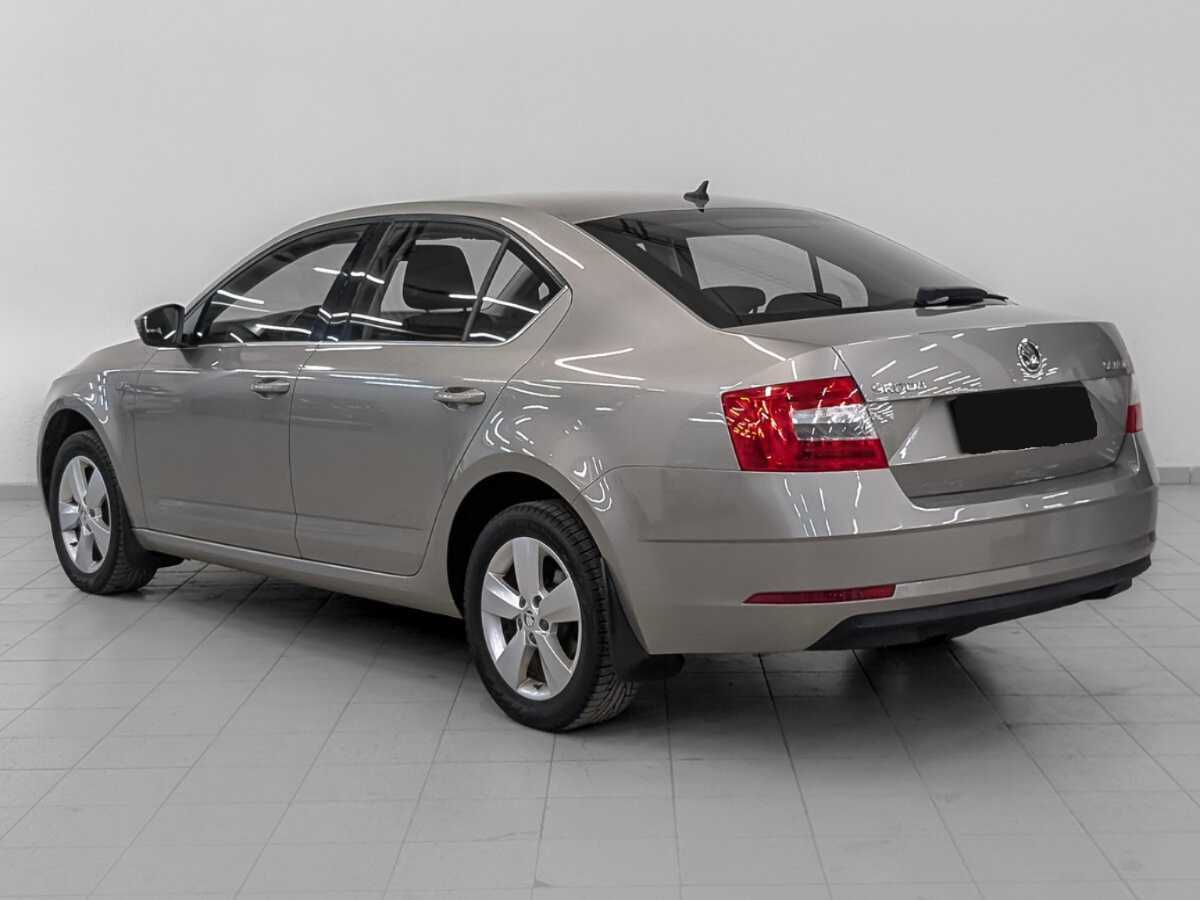 Skoda Octavia 2020 года с пробегом. Фото: #6