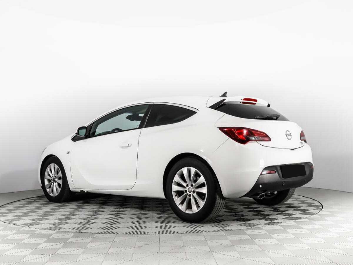 Opel Astra 2012 года с пробегом. Фото: #6